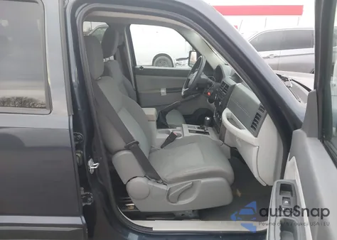 2008 Jeep Liberty Sport from USA, damaged, VIN 1J8GN28K38W178360